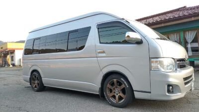 Toyota Hiace TRH229W