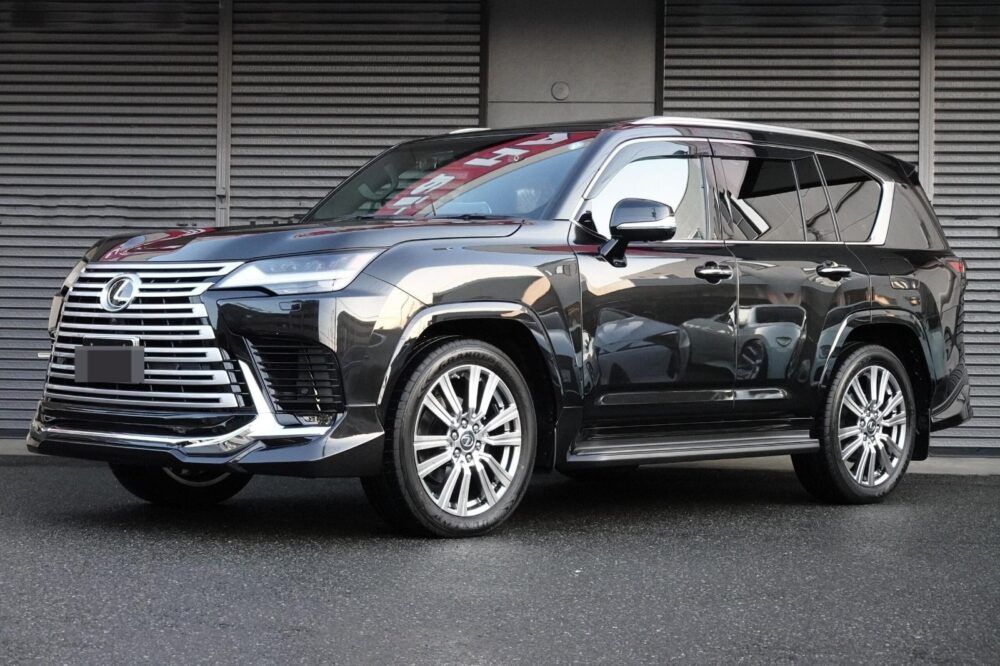 Lexus LX 600