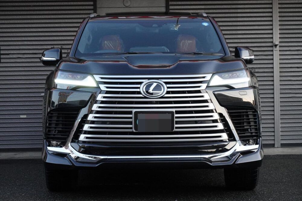 Lexus LX 600 - Image 8