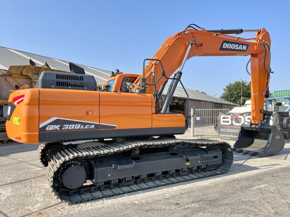 Doosan DX300LCA - Image 5