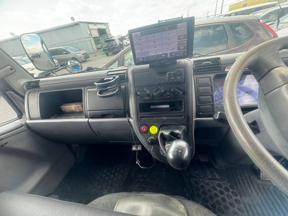 MITSUBISHI CANTER FE70B - Image 7