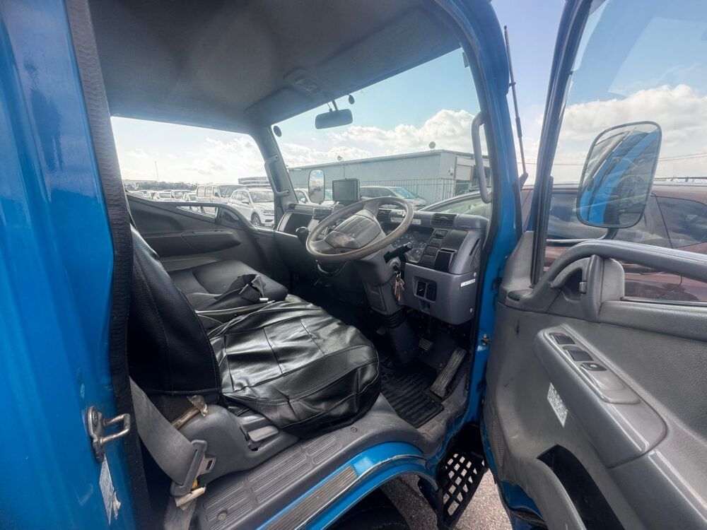 MITSUBISHI CANTER FE70B - Image 16