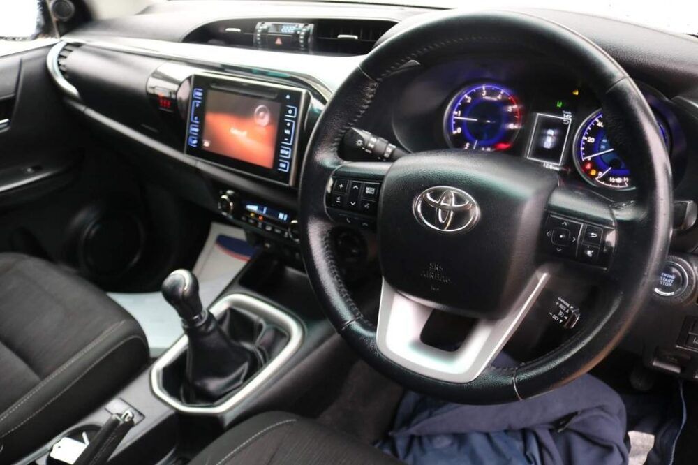 TOYOTA HILUX RV3-1001 - Image 10