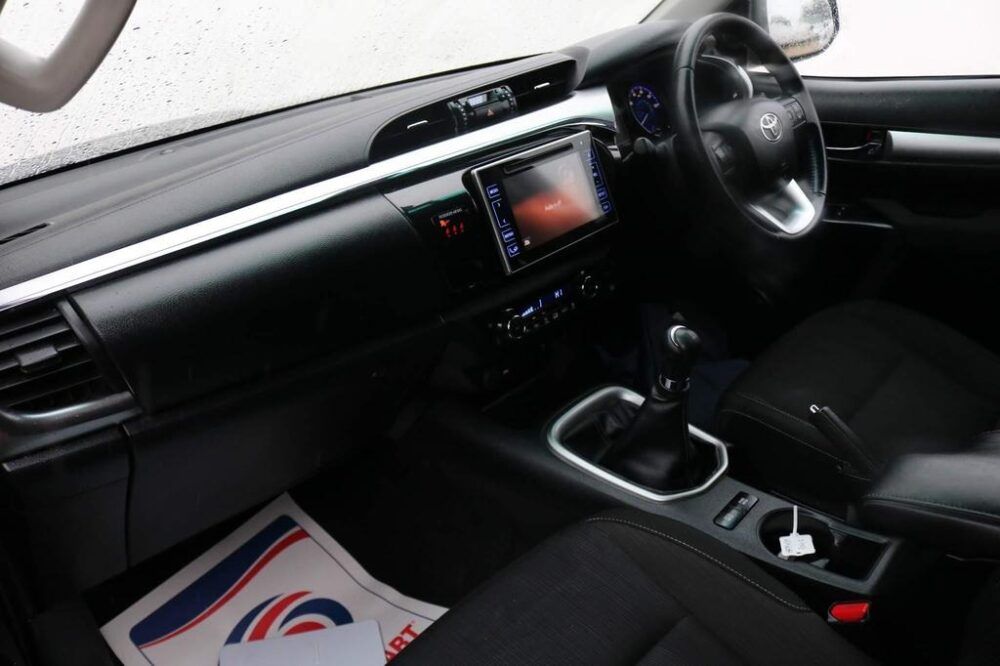TOYOTA HILUX RV3-1001 - Image 14