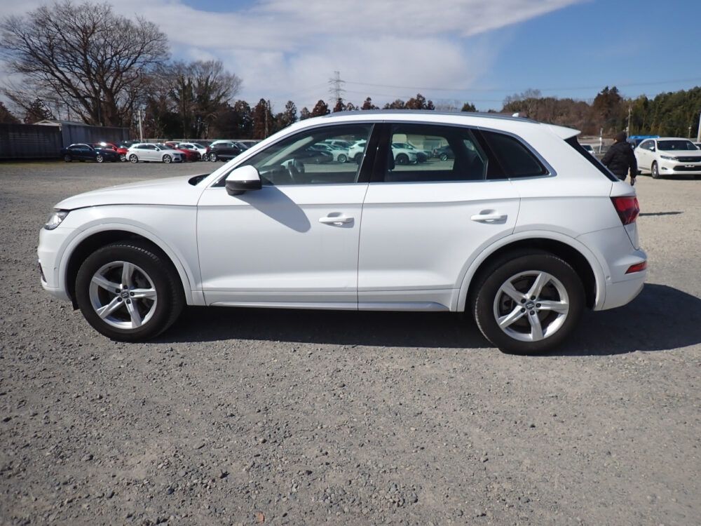 AUDI Q5 - Image 11
