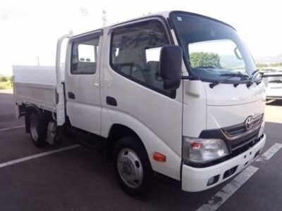 TOYOTA DYNA XZU685