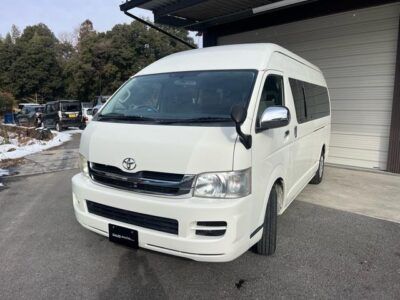 TOYOTA HIACE GRAND CABIN TRH229