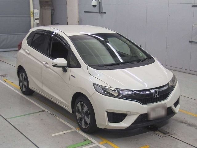 HONDA FIT HYBRID GP5