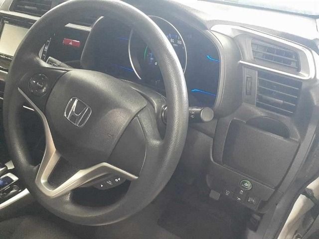 HONDA FIT HYBRID GP5 - Image 5