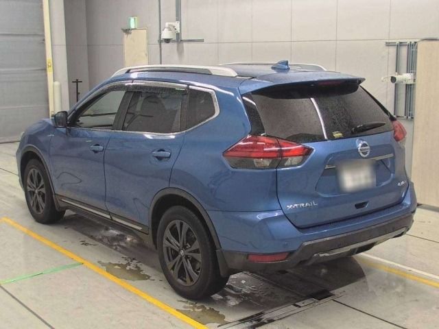 NISSAN X-TRAIL NT32 - Image 4