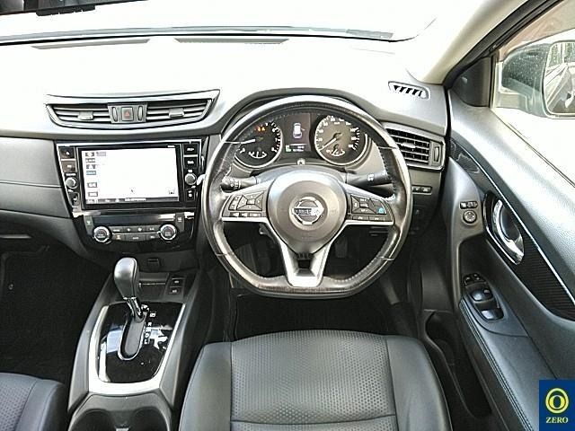 NISSAN X-TRAIL NT32 - Image 11