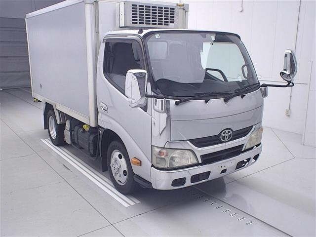 TOYOTA DYNA