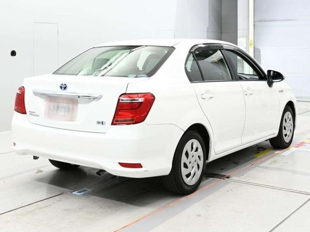 TOYOTA COROLLA AXIO - Image 5