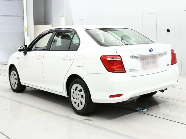 TOYOTA COROLLA AXIO - Image 6