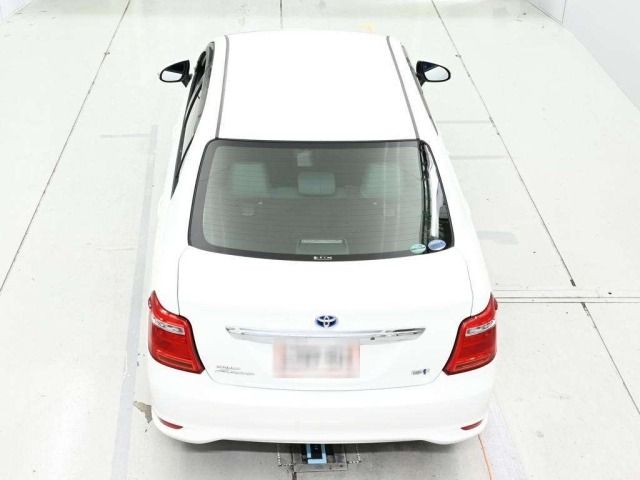 TOYOTA COROLLA AXIO - Image 8